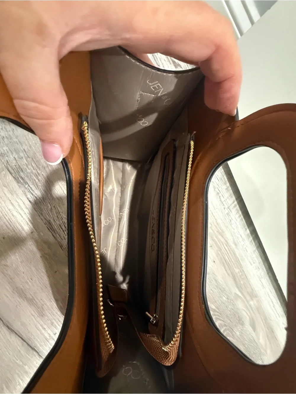 Jen and Co Woven Square Cutout Handle Purse Straw Tote with Brown Trim Crossbody